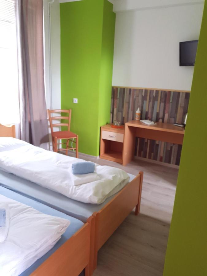 Osvald * Zirovnica